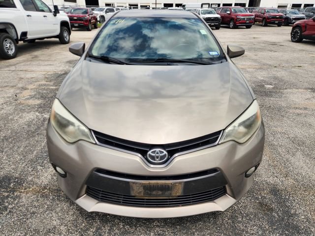 Used 2015 Toyota Corolla LE FWD image 2