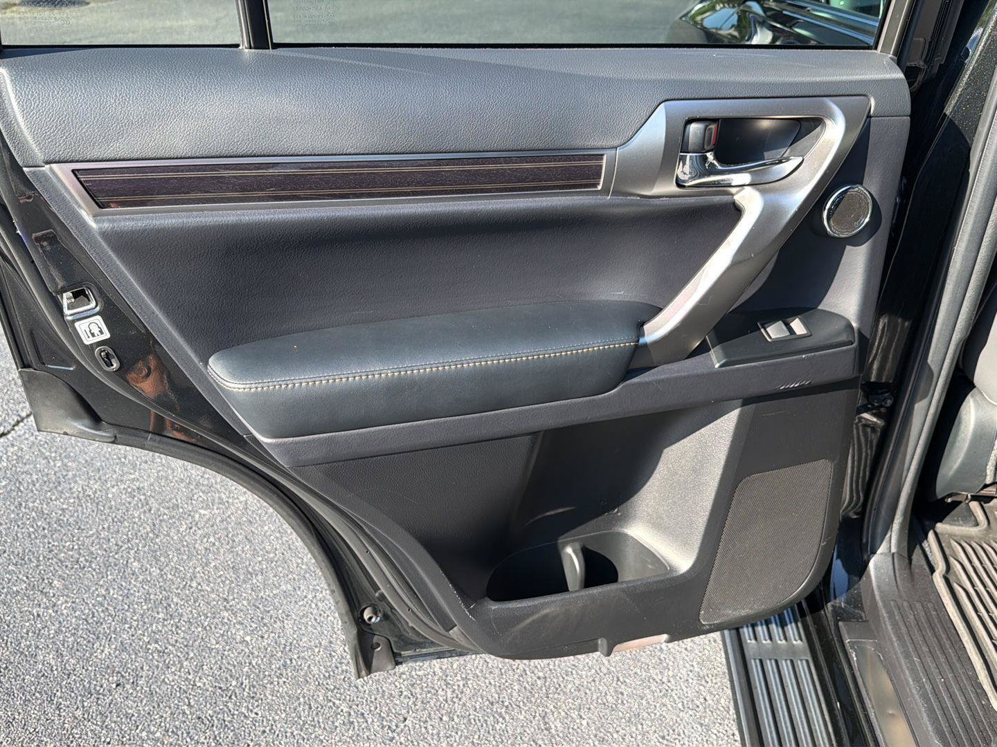 Certified 2023 Lexus GX 460 Premium AWD/4WD image 18