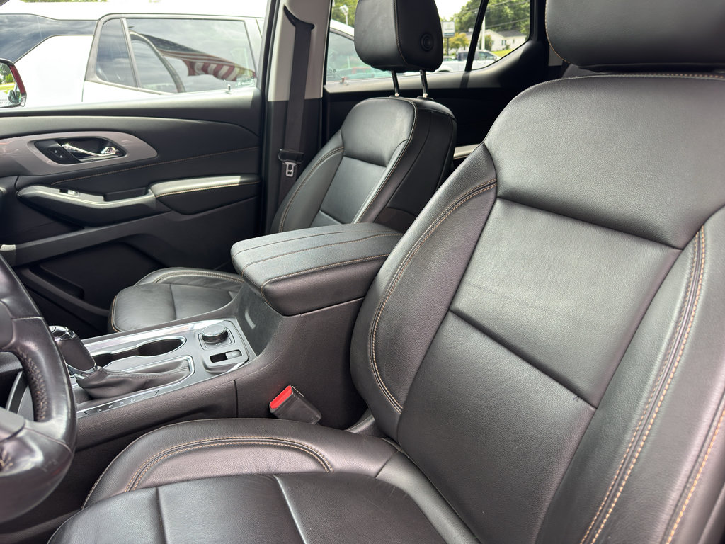 Used 2019 Chevrolet Traverse RS FWD image 9