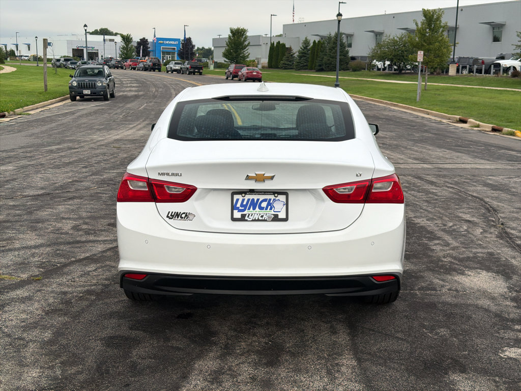 Used 2024 Chevrolet Malibu LT FWD image 3