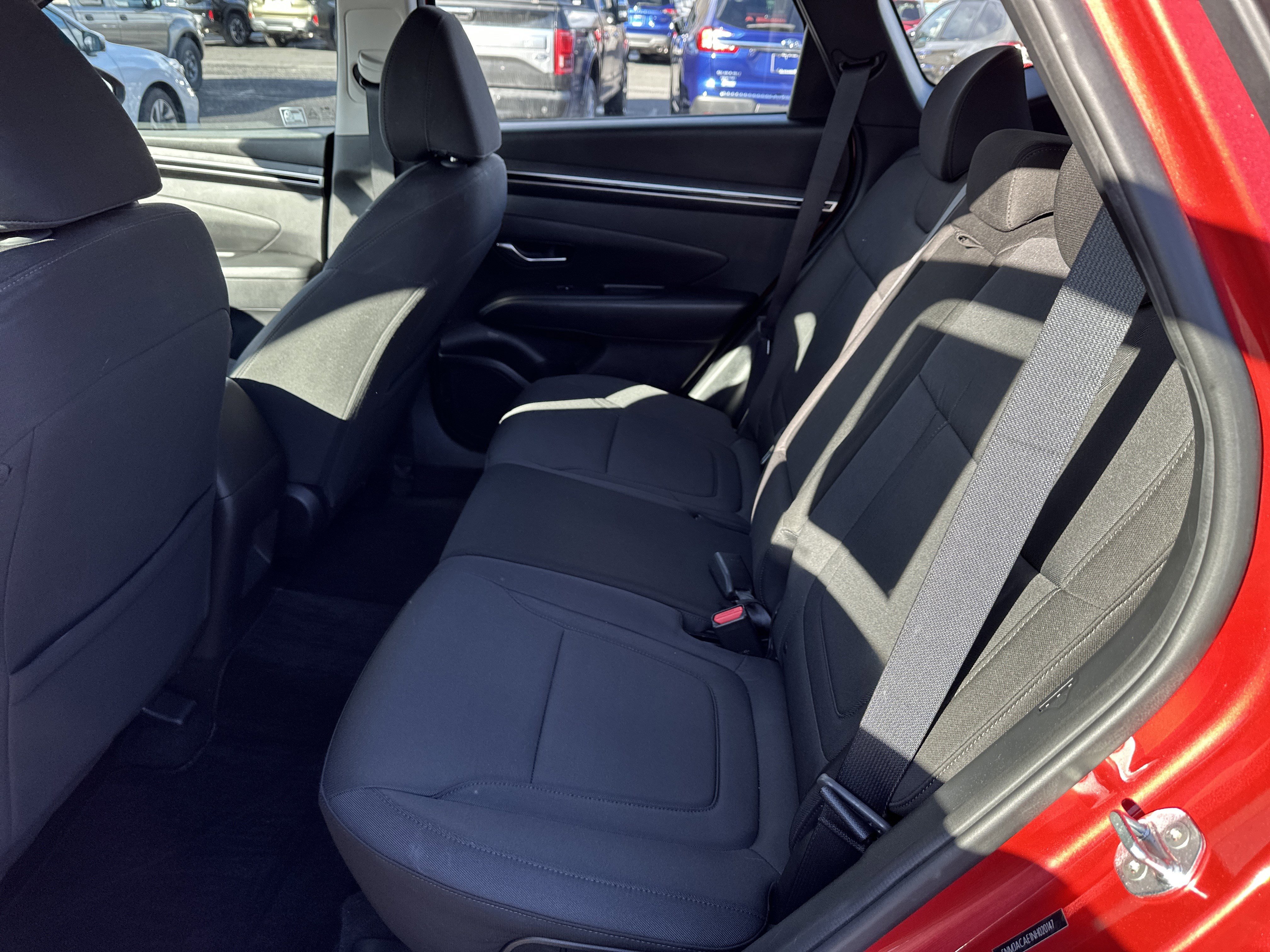 Used 2022 Hyundai Tucson SE image 12