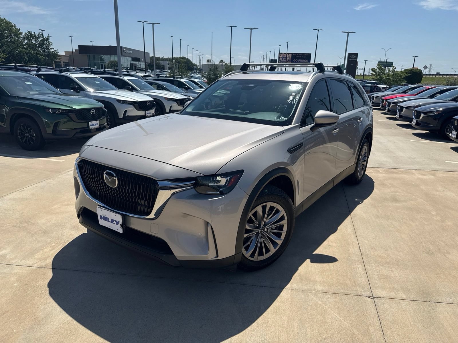 Used 2024 MAZDA CX-90 3.3 Turbo w/ Preferred Package AWD/4WD image 2