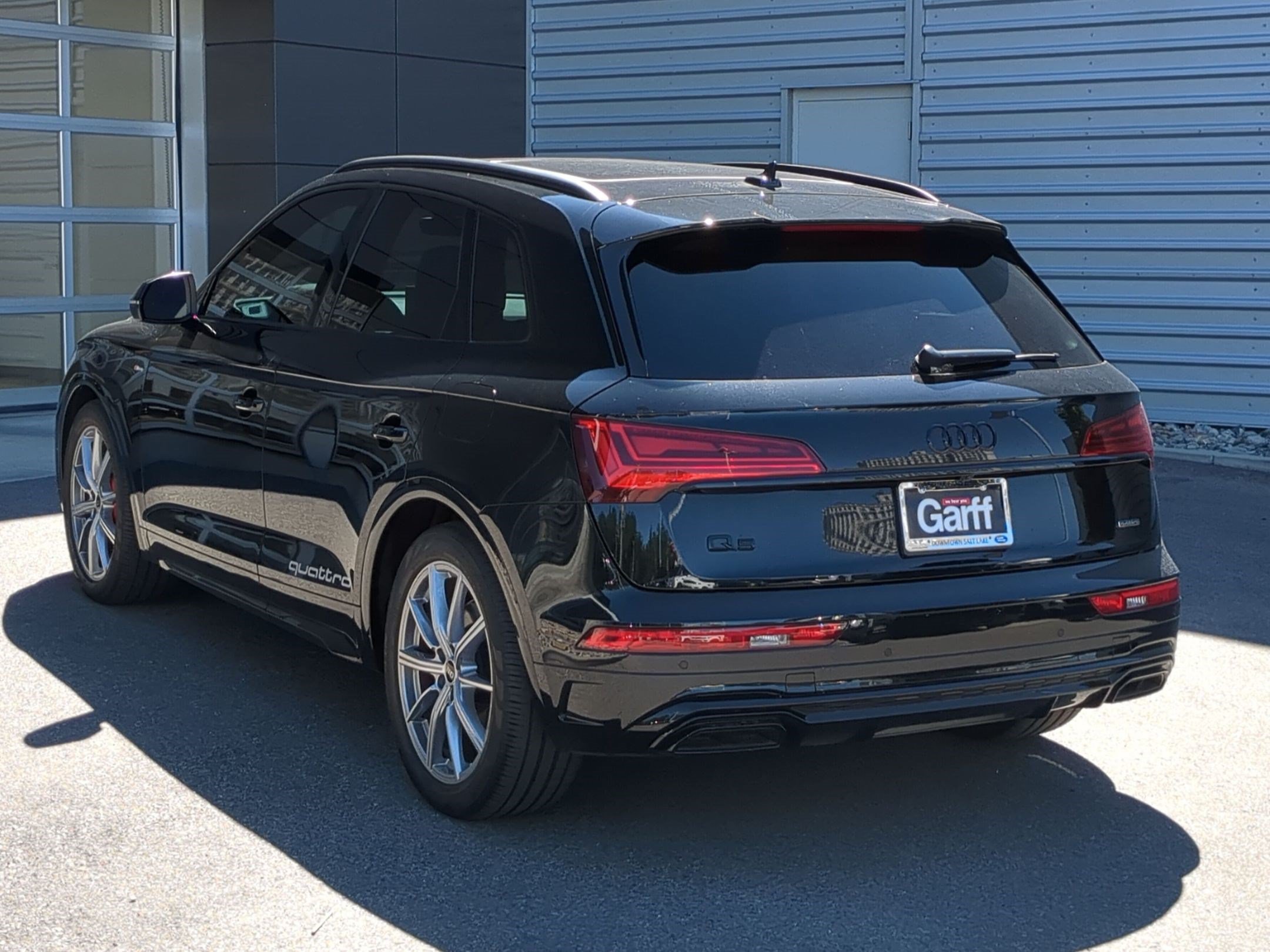 Used 2024 Audi Q5 e Premium Plus w/ Premium Plus Package AWD/4WD image 7