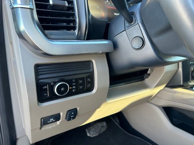 Used 2025 Ford F450 Platinum w/ Platinum Plus Package AWD/4WD image 16
