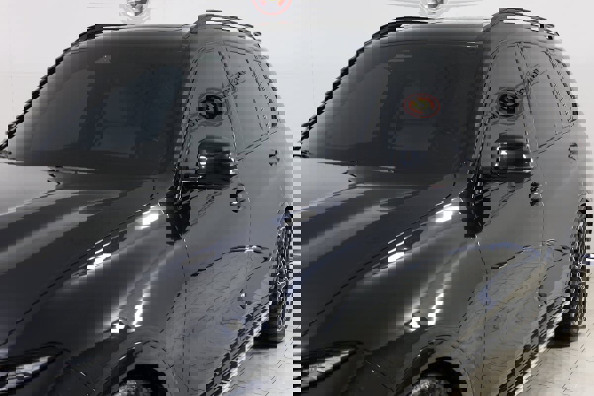 Used 2023 BMW X7 xDrive40i w/ M Sport Package image 53