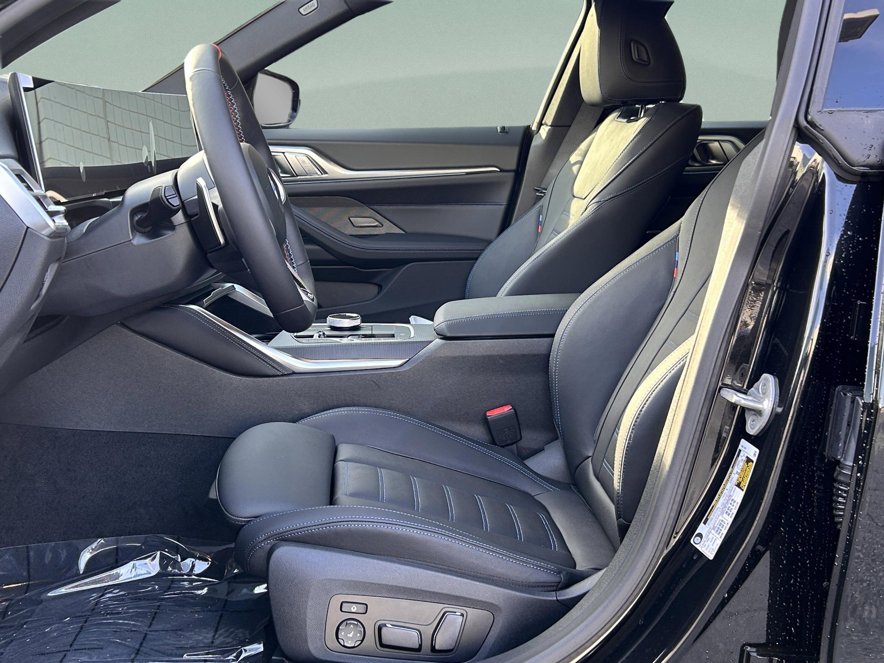 New 2026 BMW M440i w/ Premium Package image 17