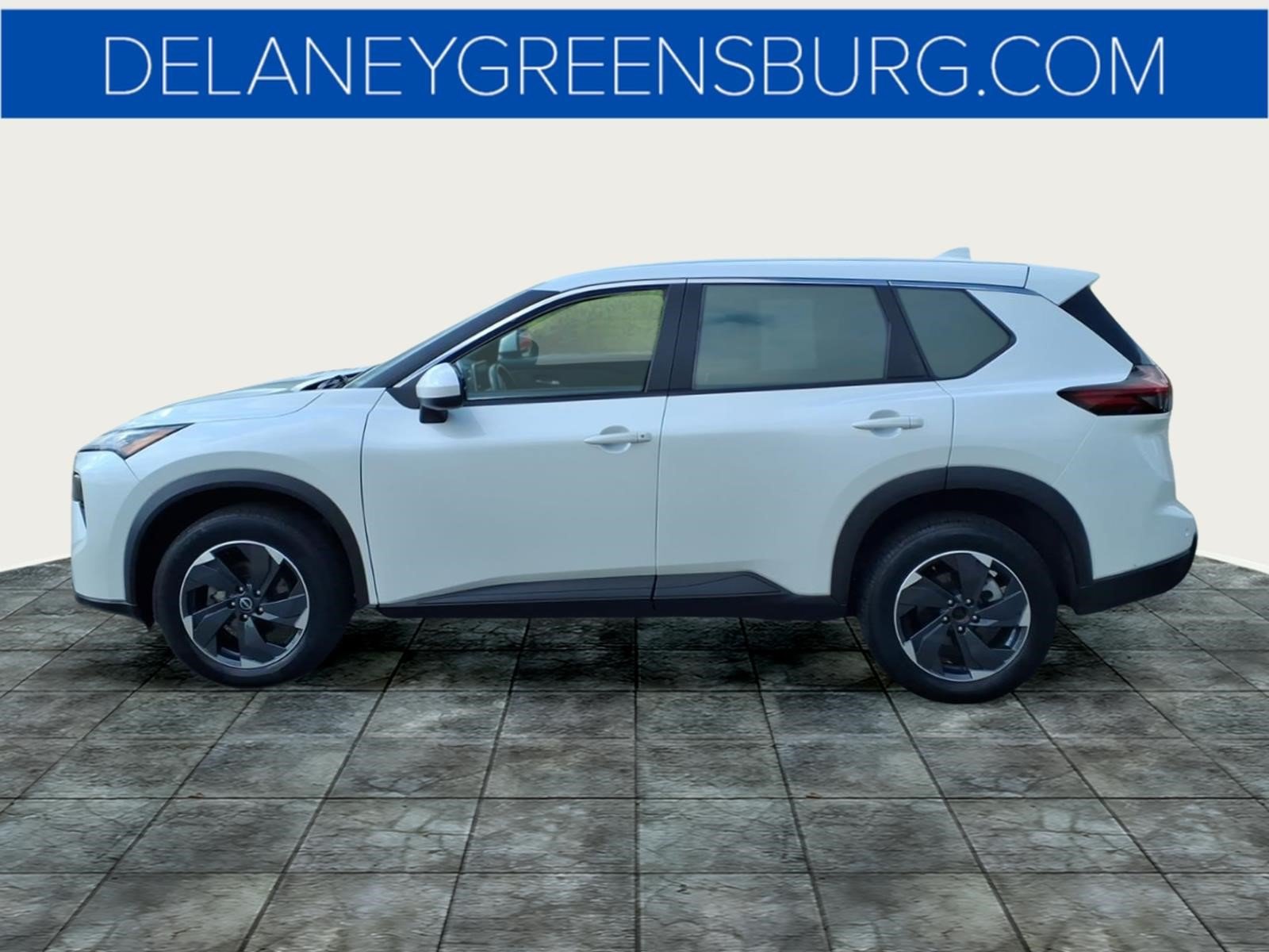 Used 2025 Nissan Rogue SV AWD/4WD image 6