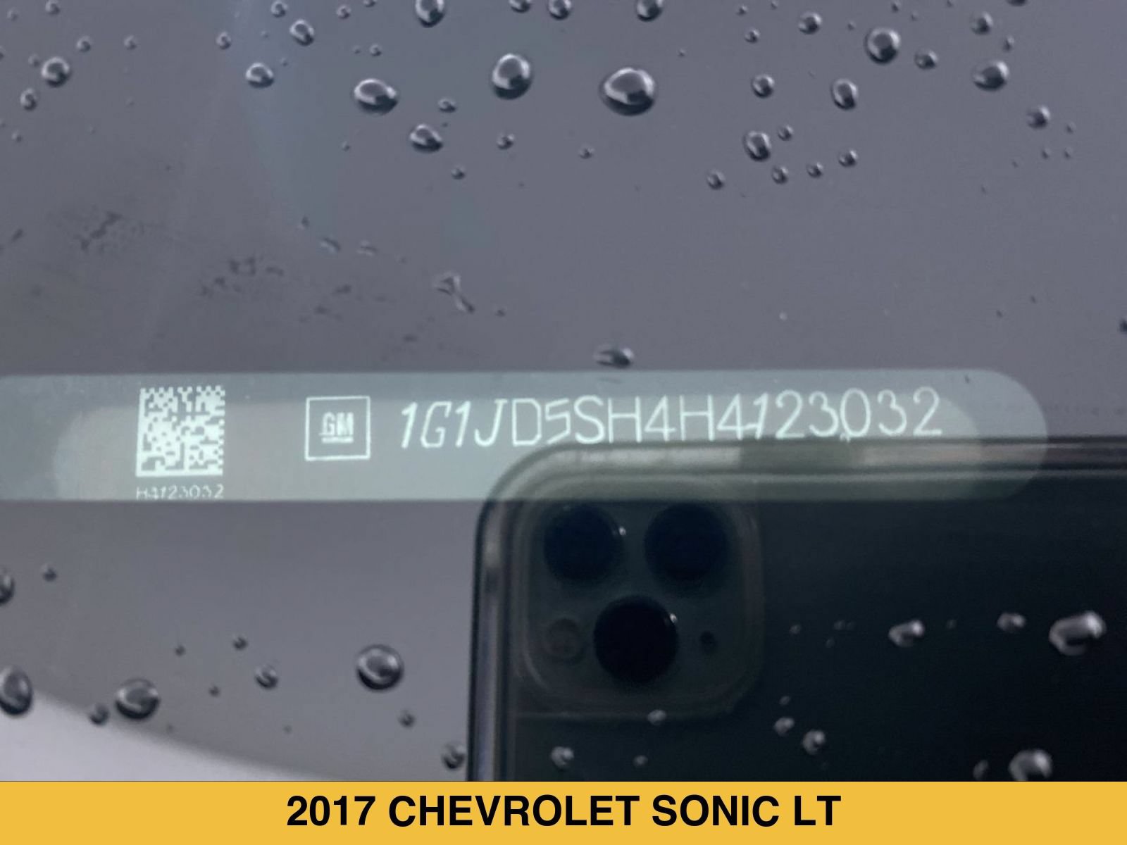 Certified 2017 Chevrolet Sonic LT FWD image 14