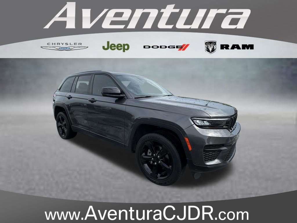 Used 2023 Jeep Grand Cherokee Altitude