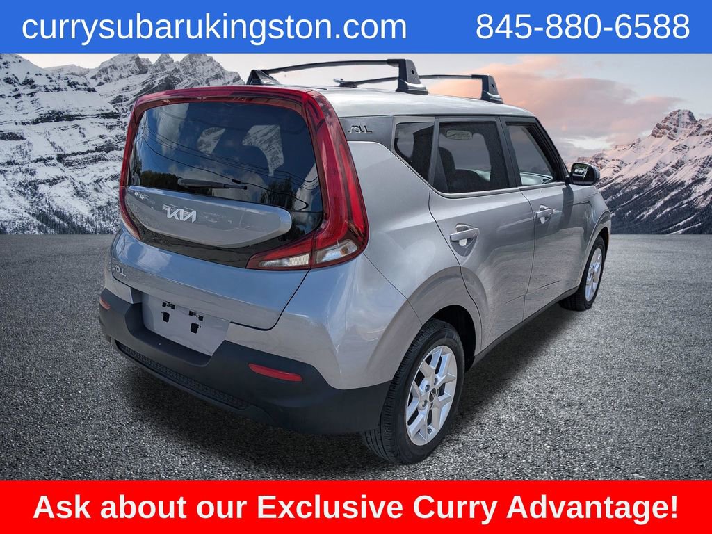 Used 2022 Kia Soul LX w/ Technology Package FWD image 3