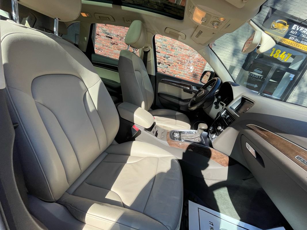 Used 2016 Audi Q5 2.0T Premium Plus w/ Technology Package image 16
