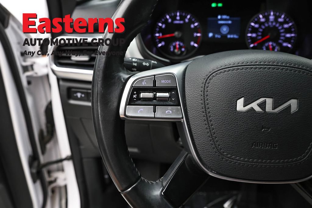 Used 2022 Kia Telluride LX AWD/4WD image 15