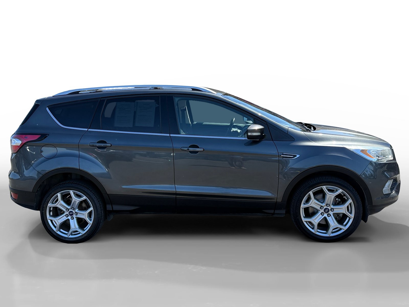 Used 2017 Ford Escape Titanium w/ Equipment Group 301A AWD/4WD image 6