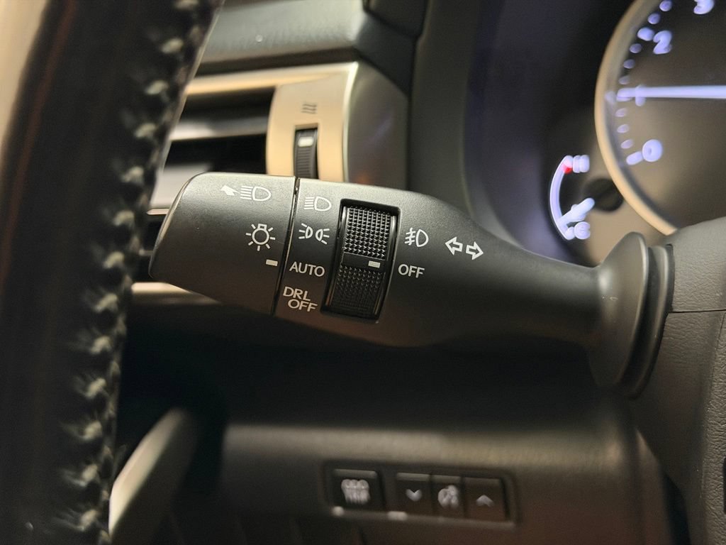 Used 2016 Lexus IS 300 AWD w/ Premium Package image 20