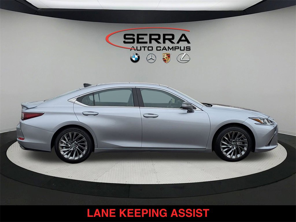 Used 2025 Lexus ES 350 Luxury w/ Accessory Package (Z2) image 12