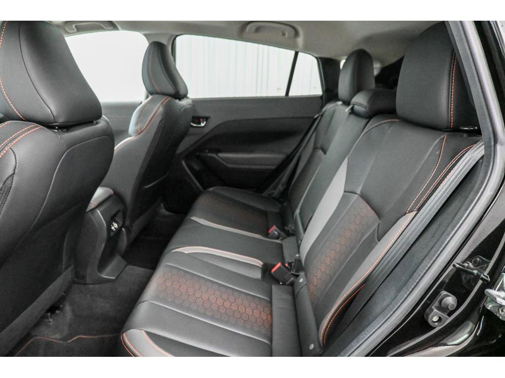 Used 2025 Subaru Crosstrek 2.5i Limited w/ Crosstrek Mirror Package image 12