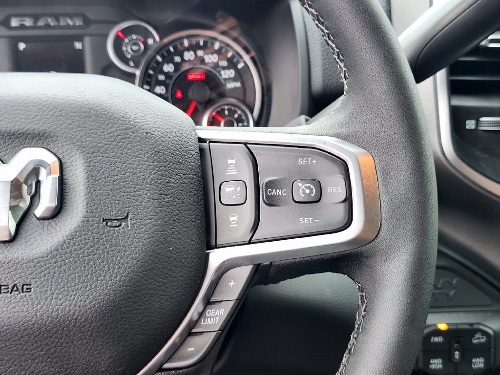 New 2026 RAM 2500 Big Horn AWD/4WD image 30
