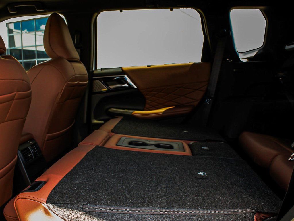 New 2025 Mitsubishi Outlander SEL image 34