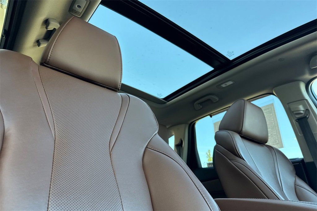 Certified 2023 Acura MDX FWD w/ Technology Package image 22