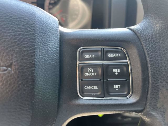Used 2017 RAM 1500 Express RWD image 25