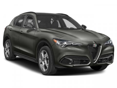 Used 2024 Alfa Romeo Stelvio Veloce image 9