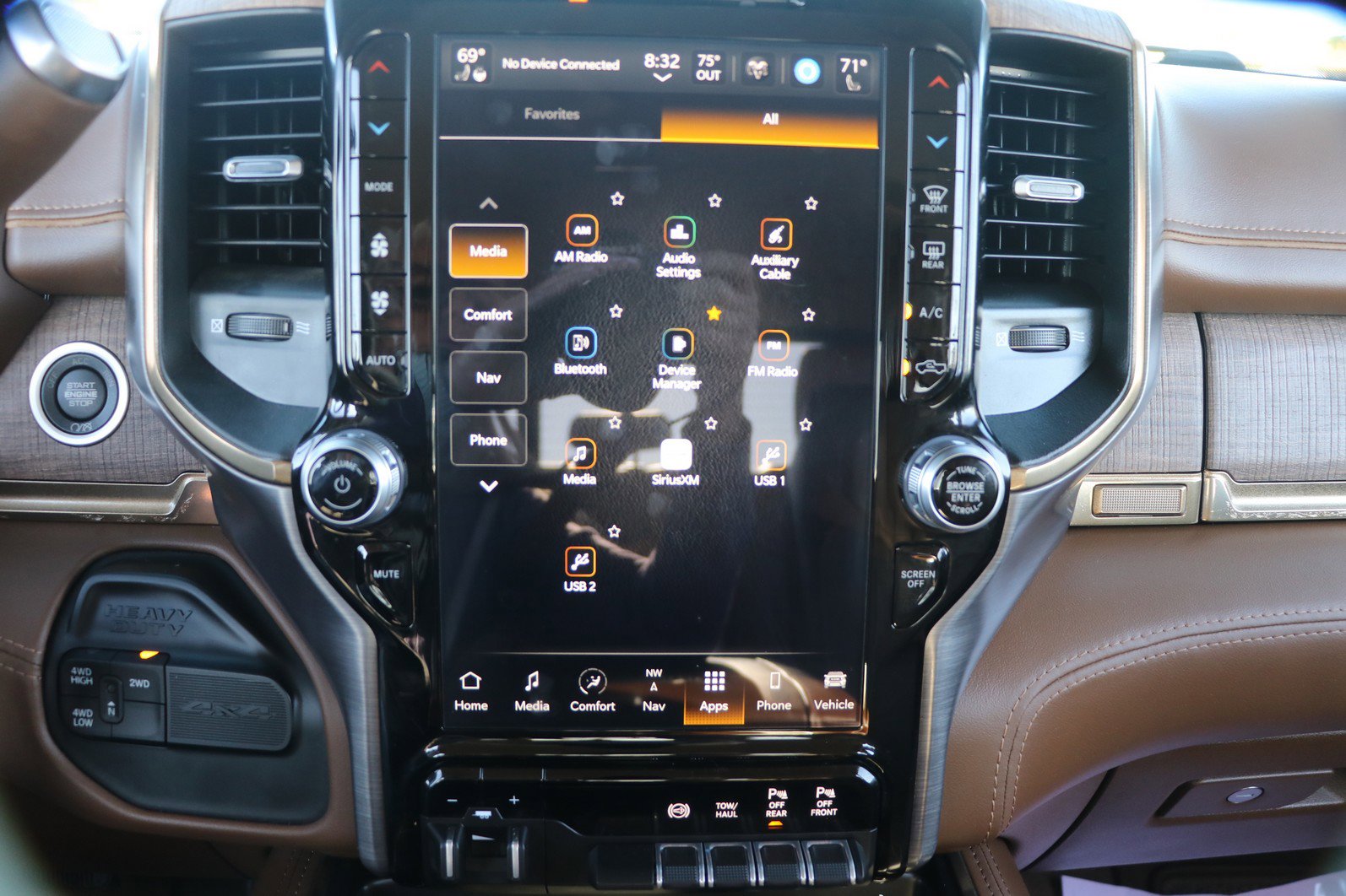 Used 2024 RAM 2500 Limited w/ Safety Group image 25