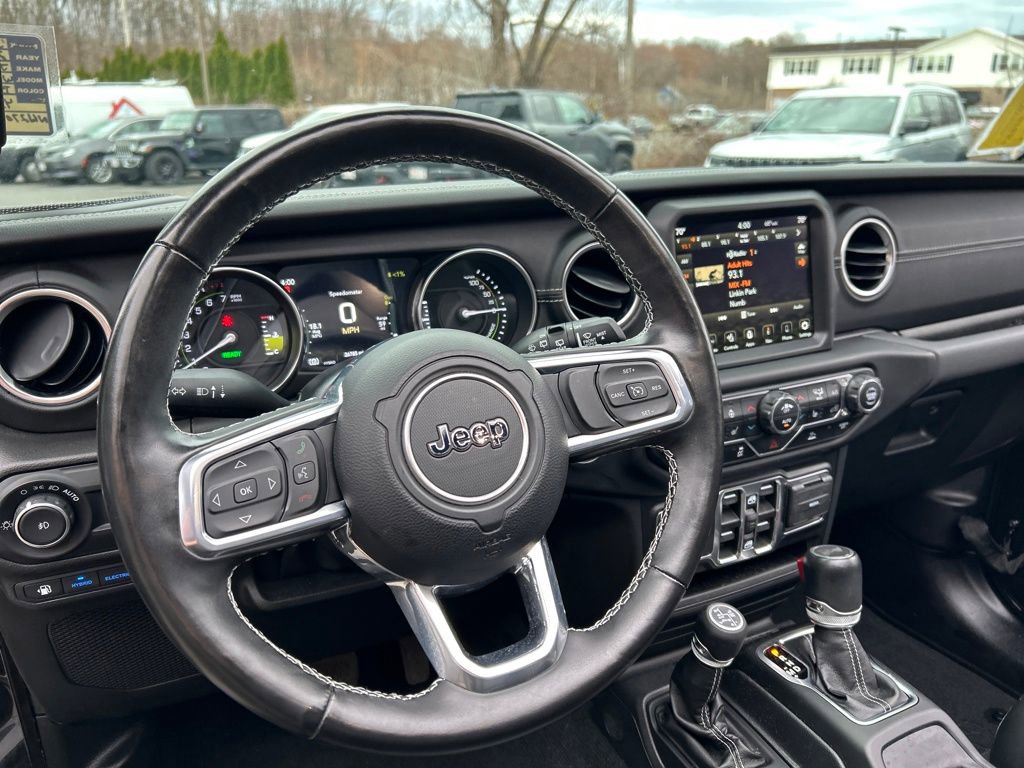 Used 2022 Jeep Wrangler Unlimited Sahara w/ Cold Weather Group image 37