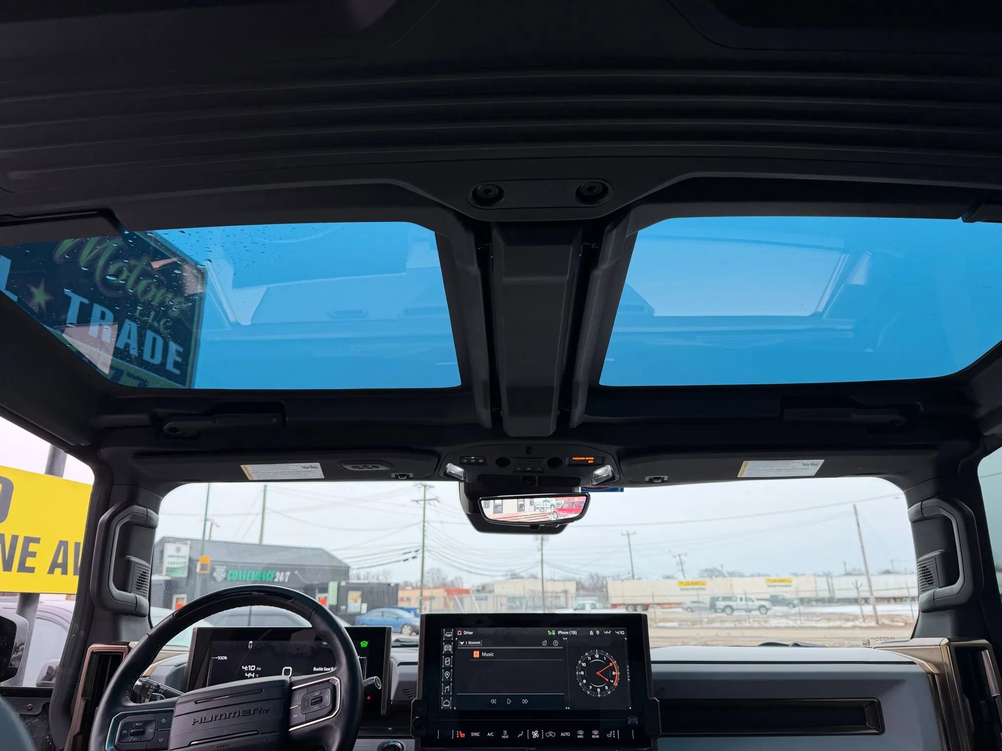 Used 2024 GMC Hummer EV 2X image 24