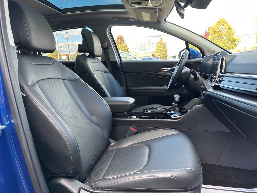 Used 2025 Kia Sportage EX w/ Premium Package image 14