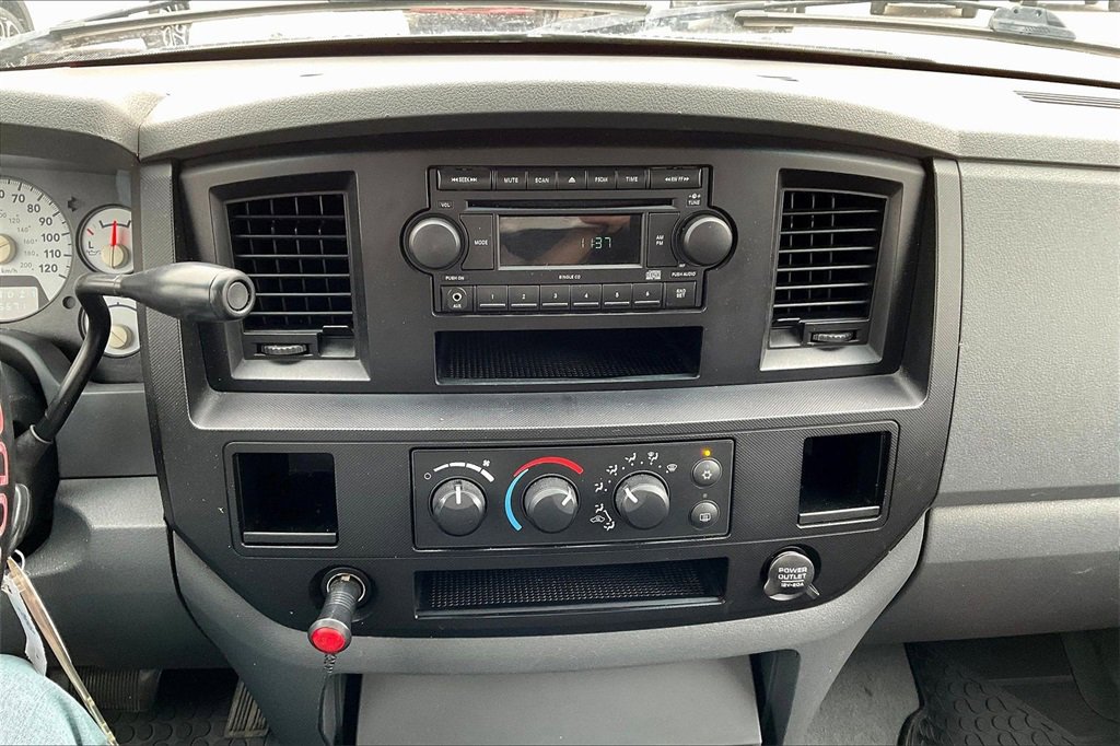Used 2008 Dodge Ram 1500 Truck ST image 23