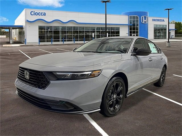 New 2025 Honda Accord SE video 1