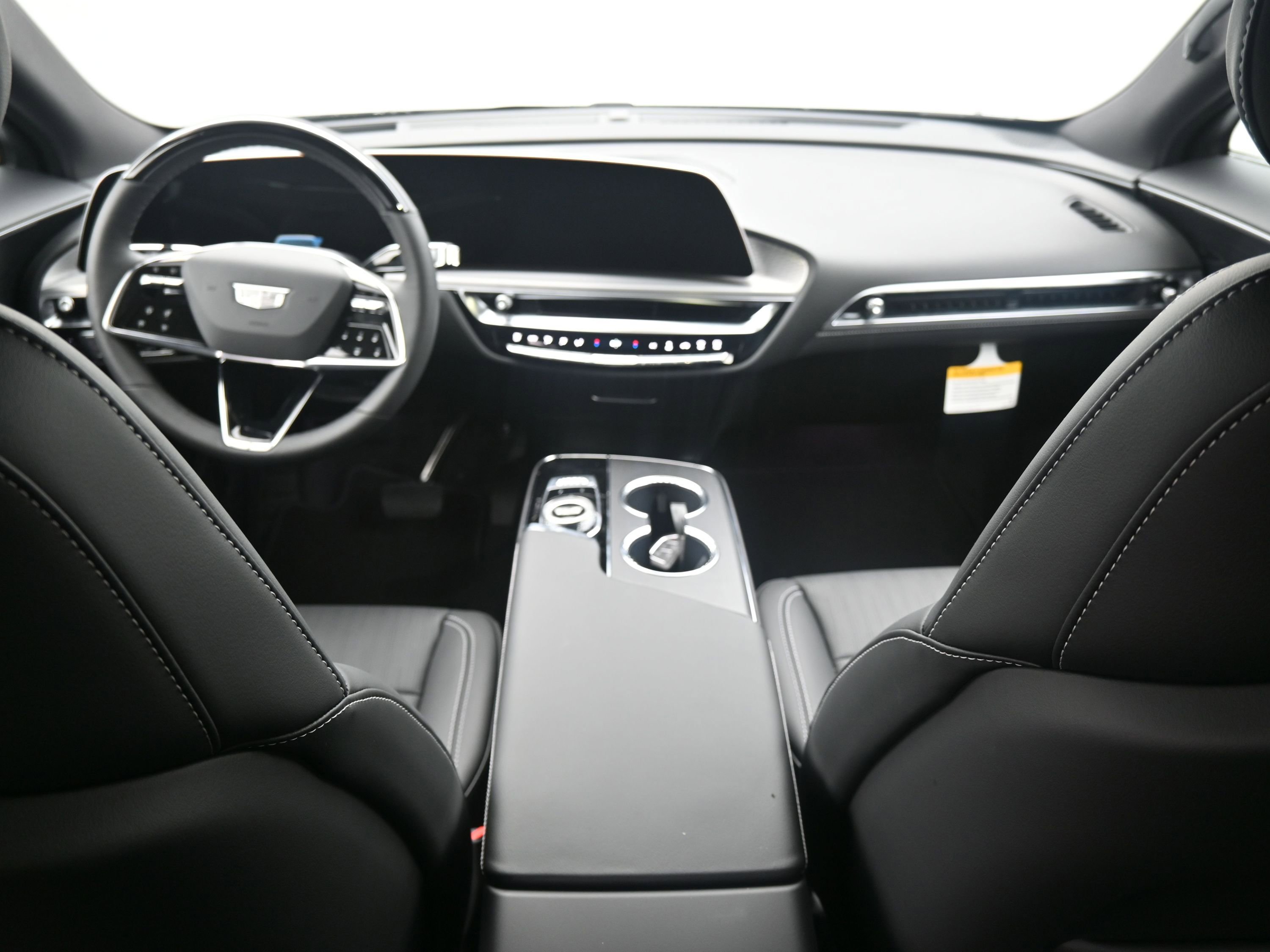 New 2026 Cadillac Lyriq Luxury image 10