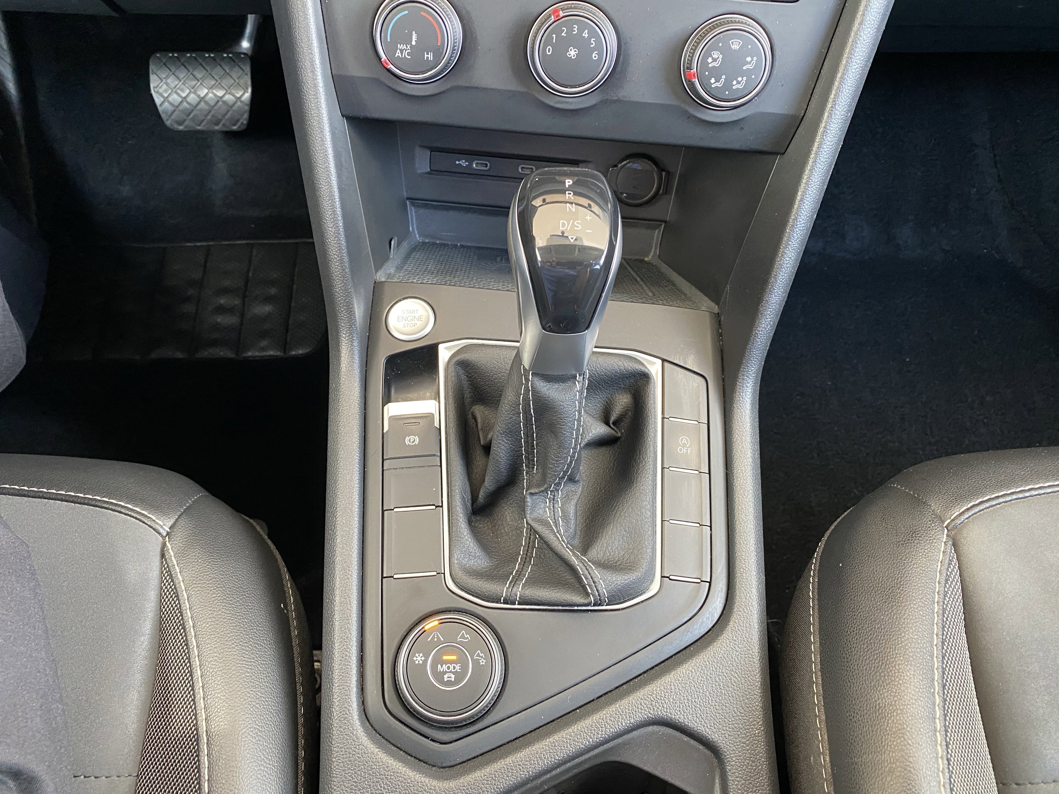 Certified 2022 Volkswagen Taos SE image 8