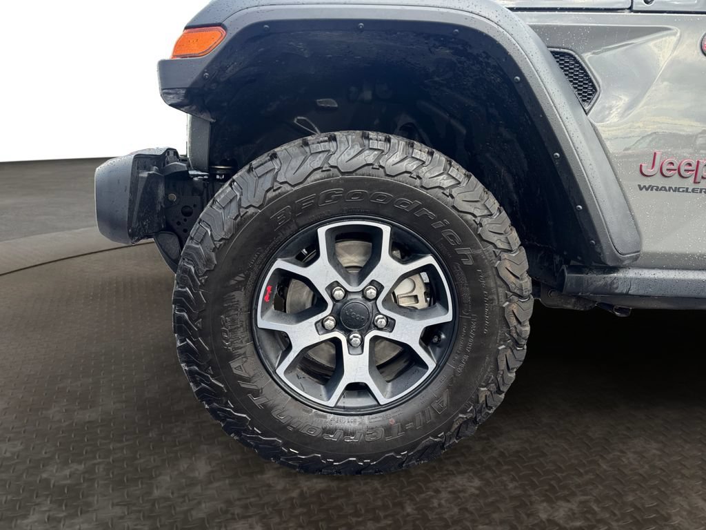 Used 2023 Jeep Wrangler Unlimited Rubicon w/ Cold Weather Group AWD/4WD image 9