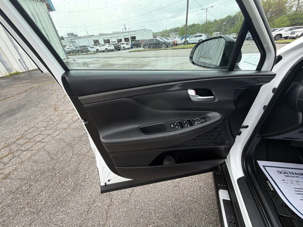Used 2023 Hyundai Santa Fe XRT w/ Cargo Package AWD/4WD image 13