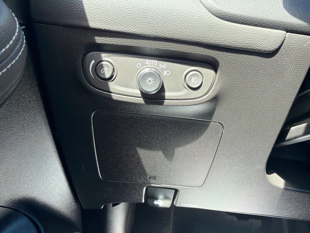 Used 2022 Buick Encore GX Select FWD image 20