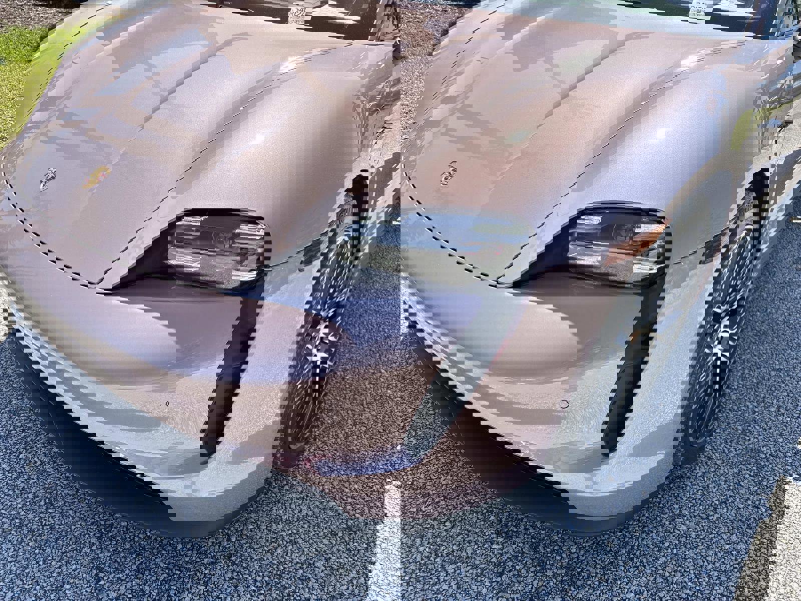 Used 2024 Porsche Taycan RWD image 9