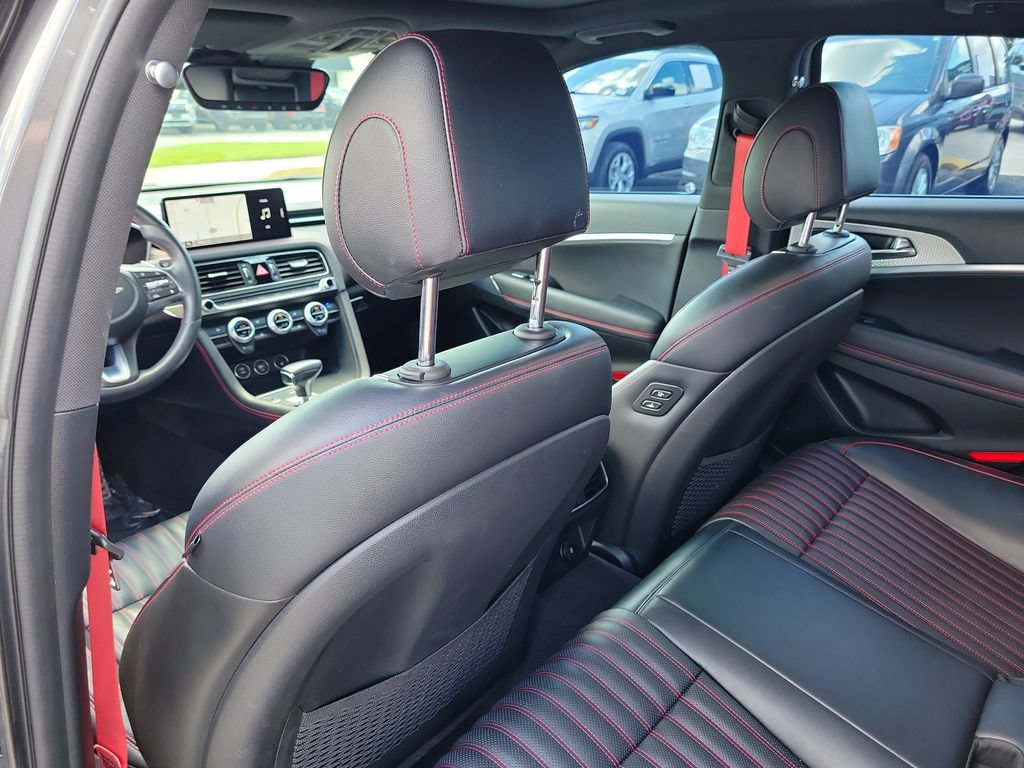Used 2022 Genesis G70 3.3T w/ Sport Advanced Package RWD image 7