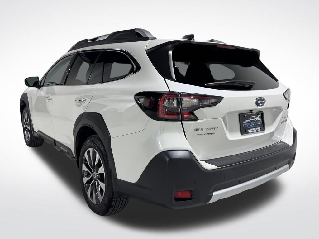 Used 2023 Subaru Outback Touring XT image 8