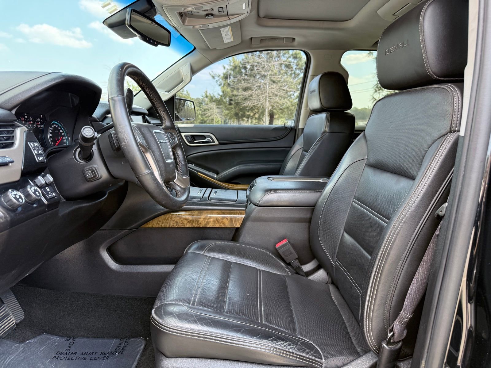 Used 2017 GMC Yukon XL Denali w/ Open Road Package image 34