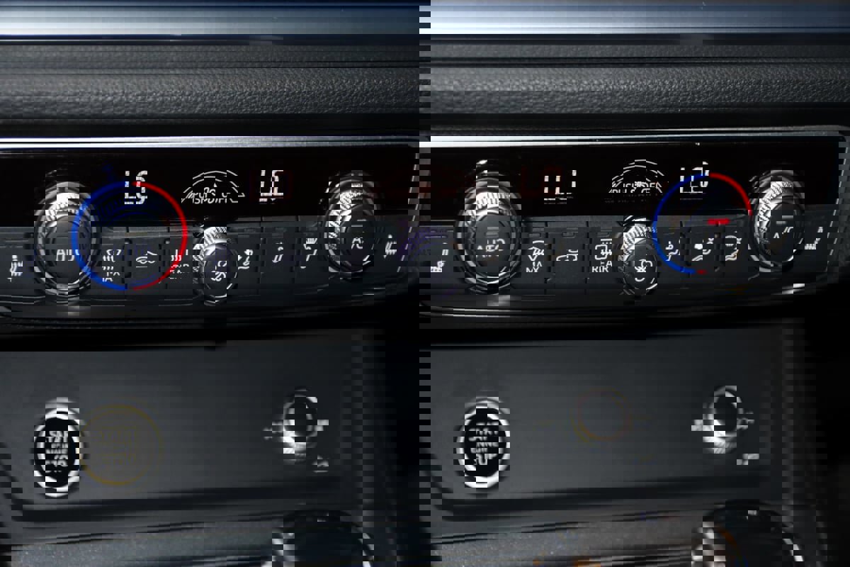 Used 2021 Audi Q3 2.0T Premium Plus w/ Premium Plus Package image 44