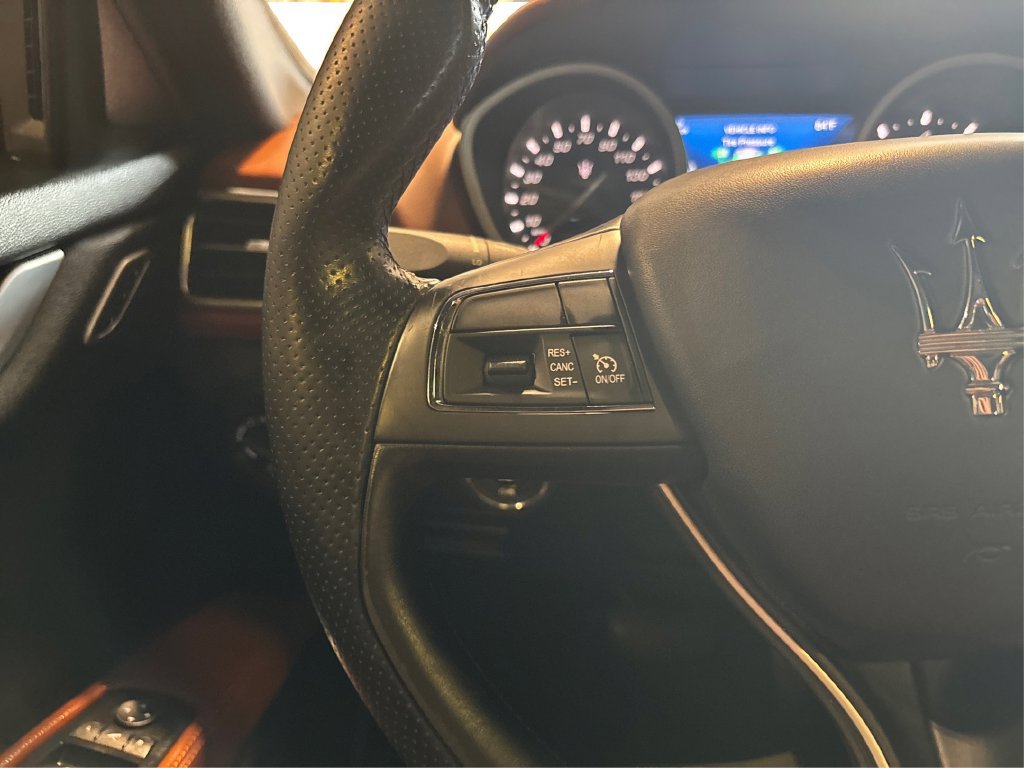 Used 2018 Maserati Ghibli RWD image 31