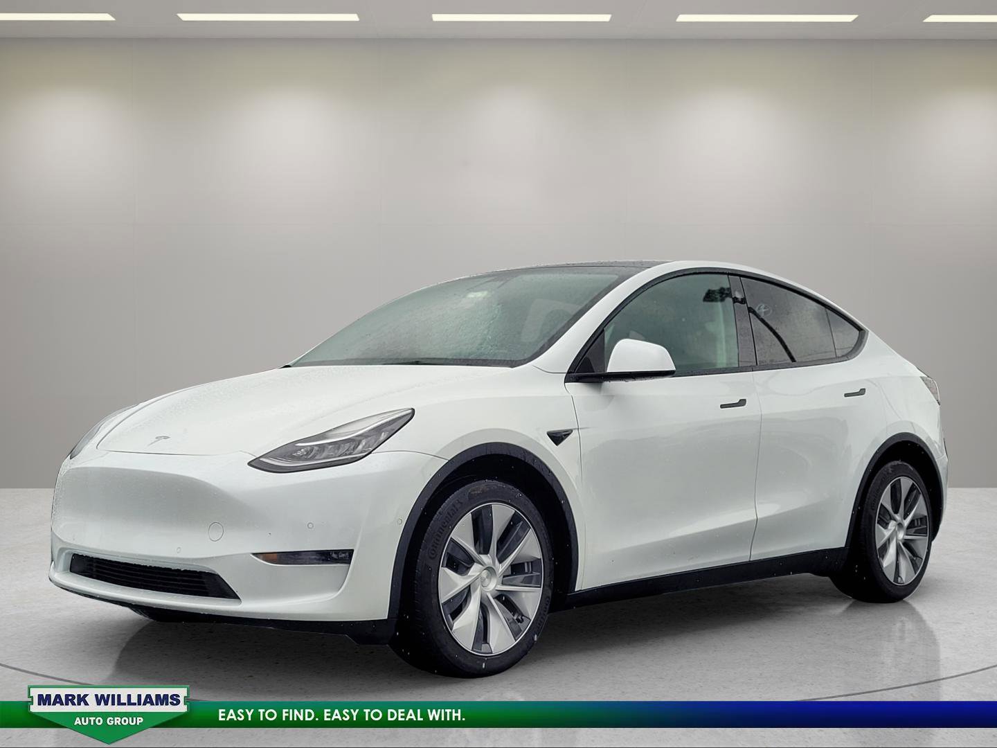 Used 2022 Tesla Model Y Long Range AWD/4WD image 8