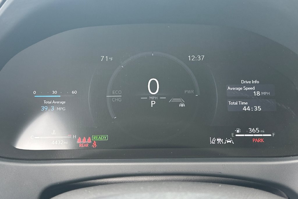 Used 2026 Lexus UX 300h FWD w/ Accessory Package (Z1) image 29