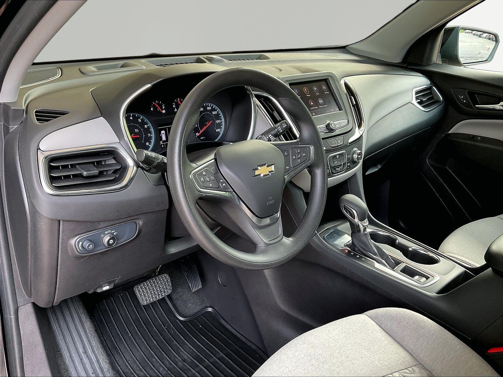 Used 2024 Chevrolet Equinox LS w/ Midnight Edition FWD image 16