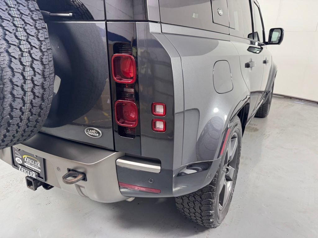 Used 2022 Land Rover Defender 110 X-Dynamic HSE AWD/4WD image 6