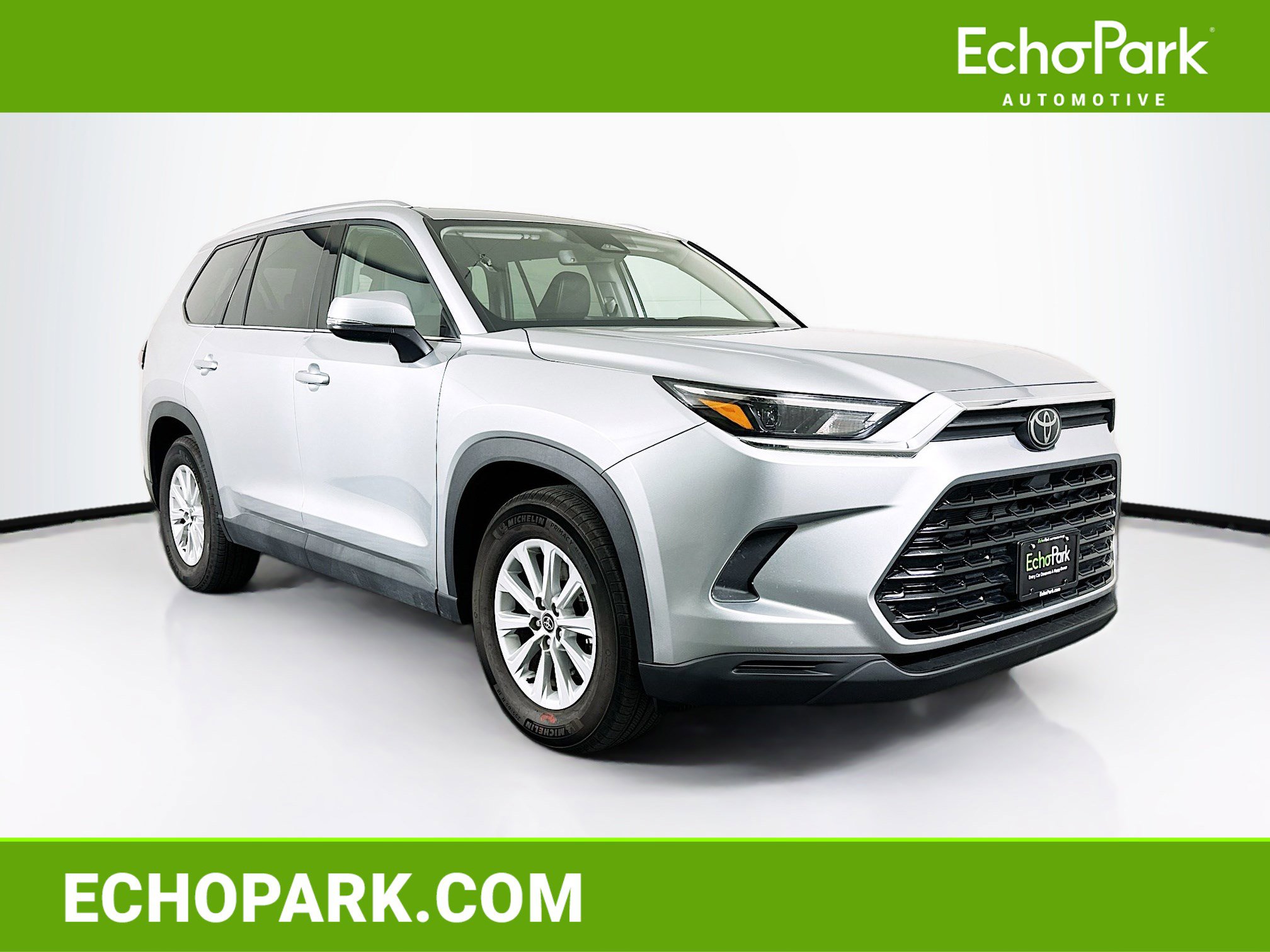 Used 2025 Toyota Grand Highlander AWD image 1