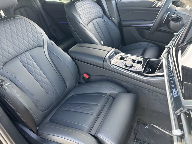 Used 2026 BMW X5 sDrive40i w/ M Sport Package RWD image 12