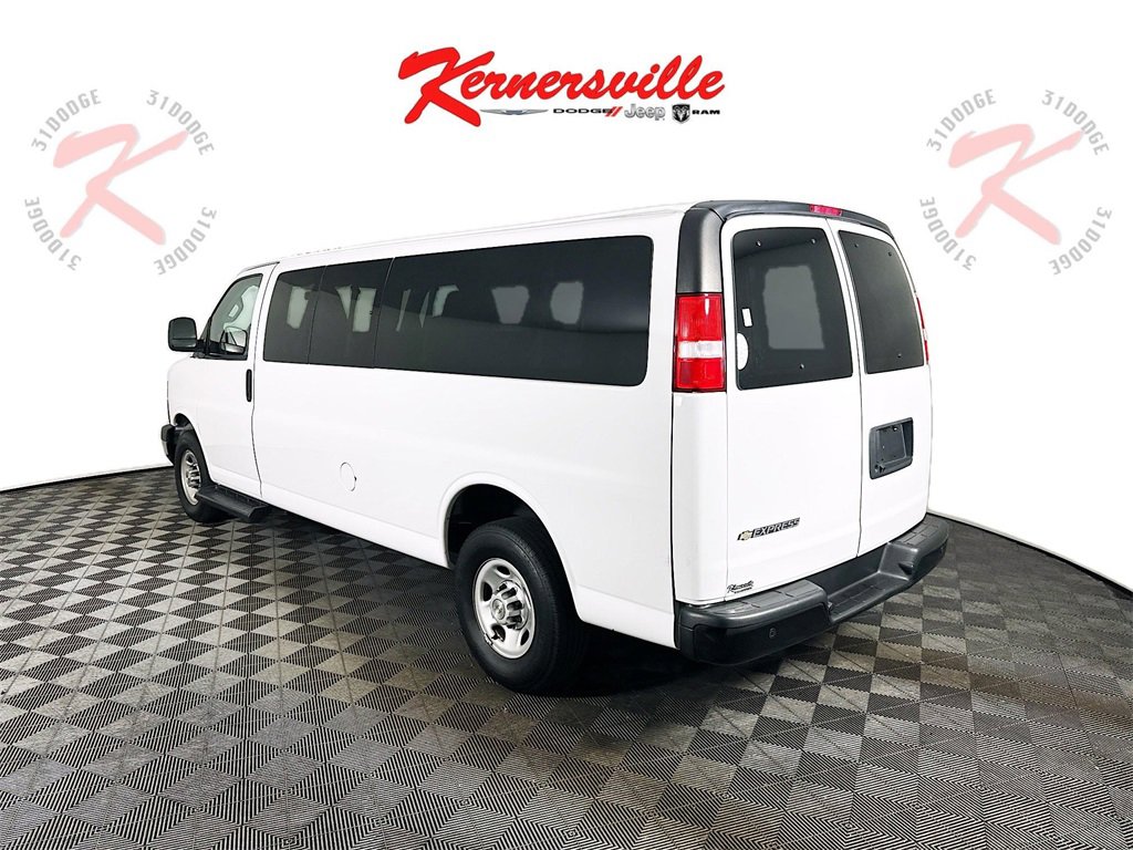 Used 2023 Chevrolet Express 3500 LS image 5