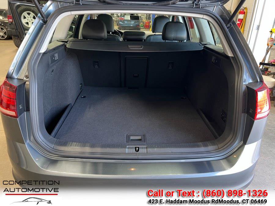 Used 2018 Volkswagen Golf Alltrack SE AWD/4WD image 13